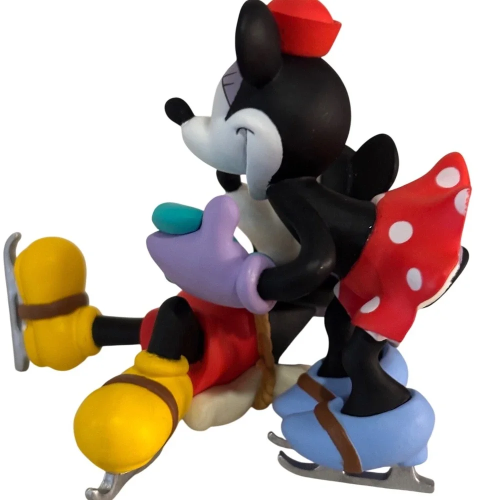 Hallmark‎ Keepsake 1997 Mickey Minnie Mouse New Pair of Skates Ornament QXD4032